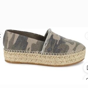 $109 SPLENDID Laney‎ Espadrille Slip-On Camo Print Platform Summer Shoes SZ 8.5M